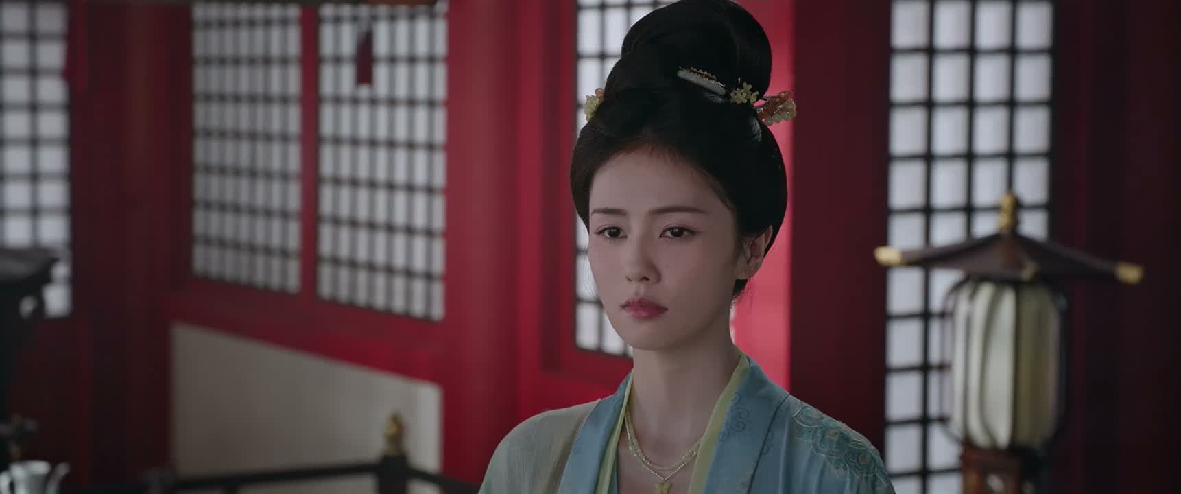 哪里担得起聪慧二字