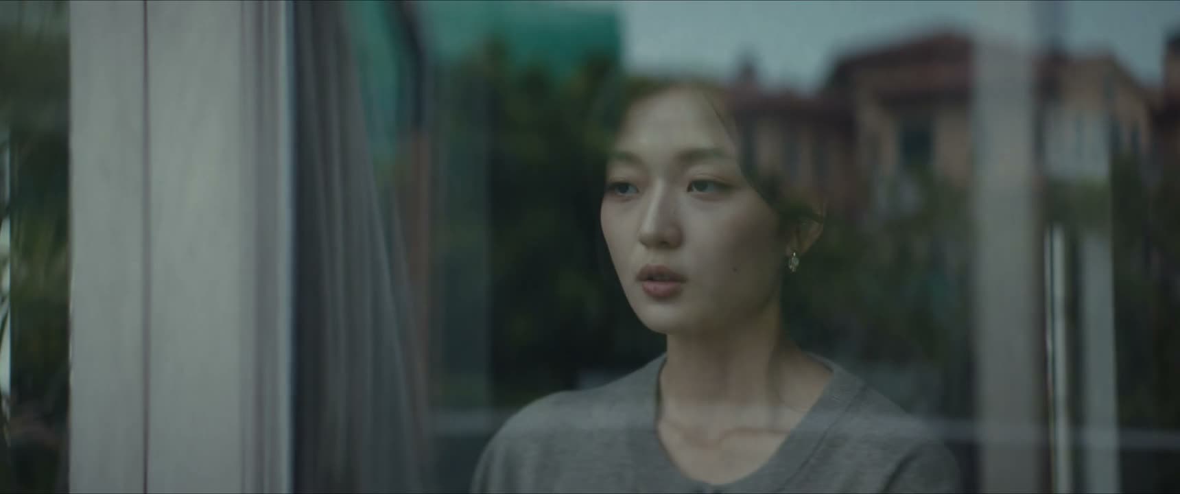 是有点像但不是
