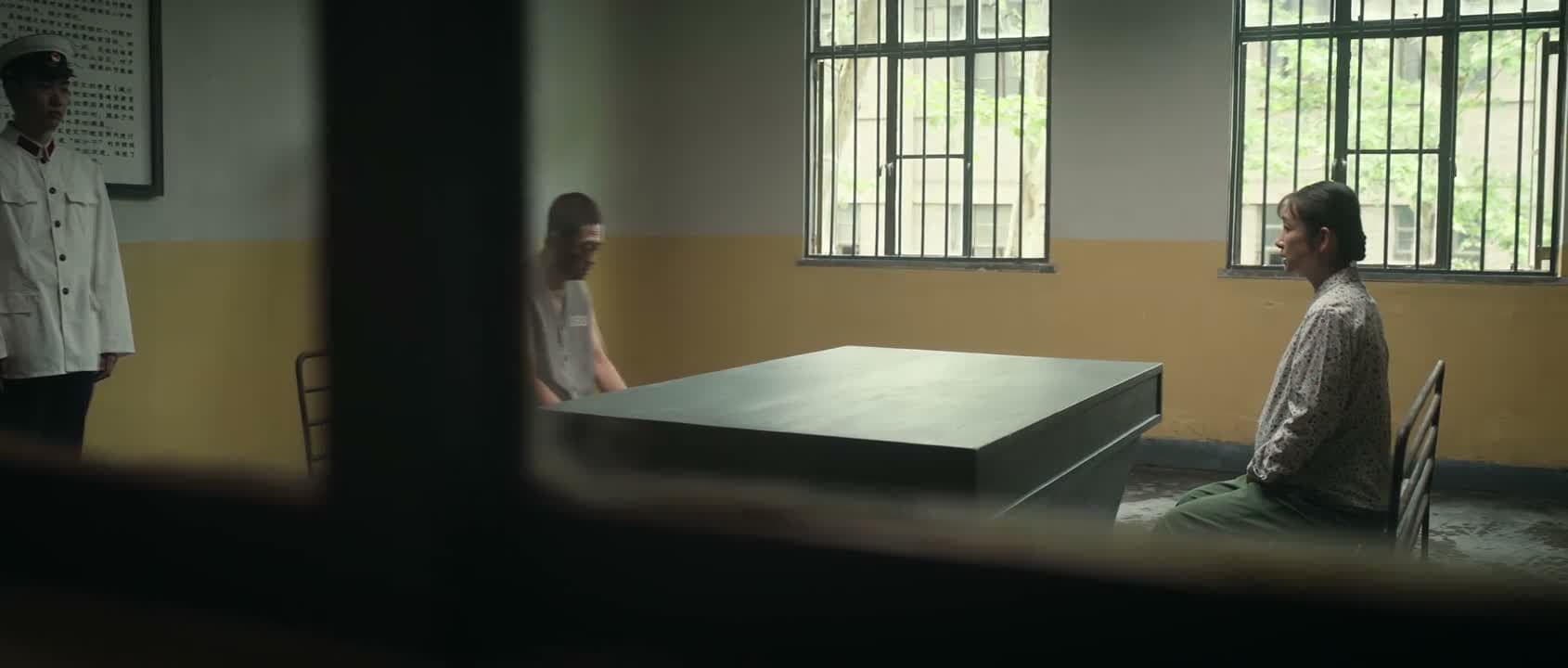你现在像个哑巴