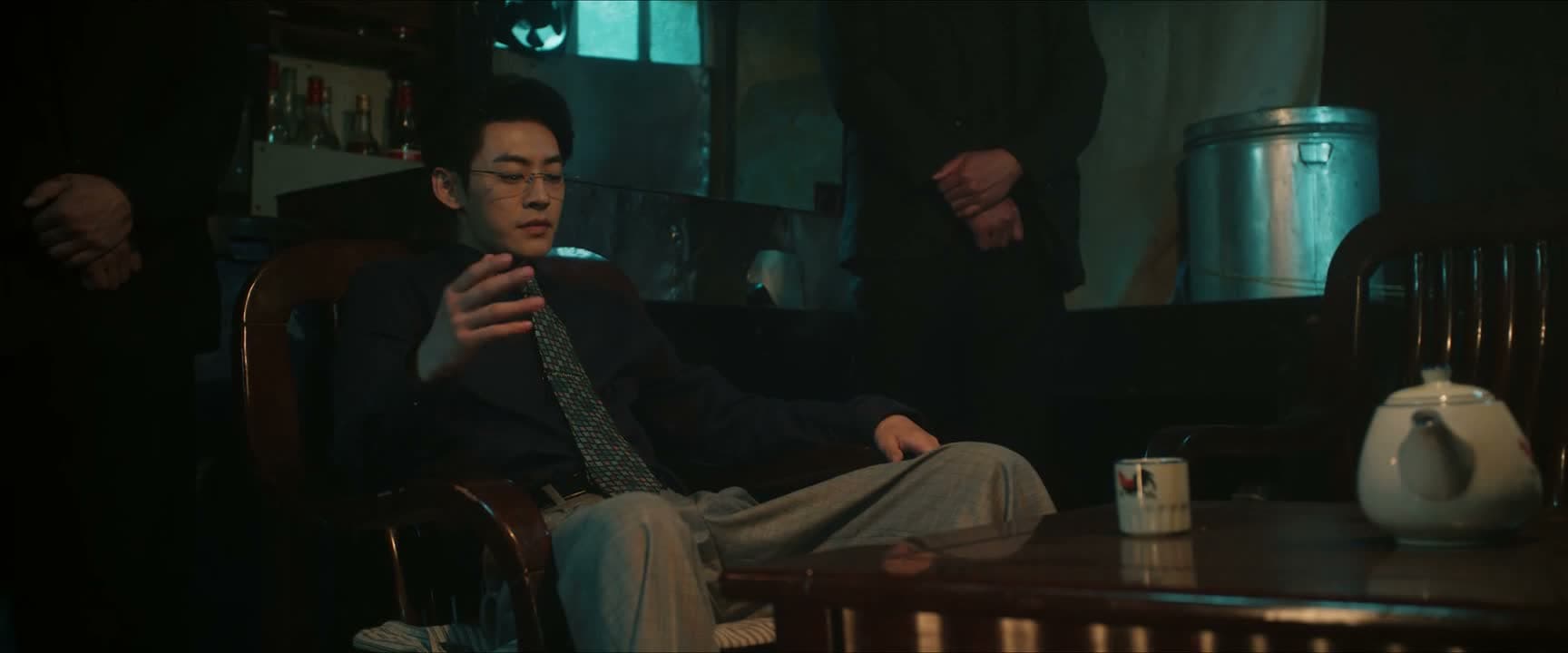 您明明上了年纪