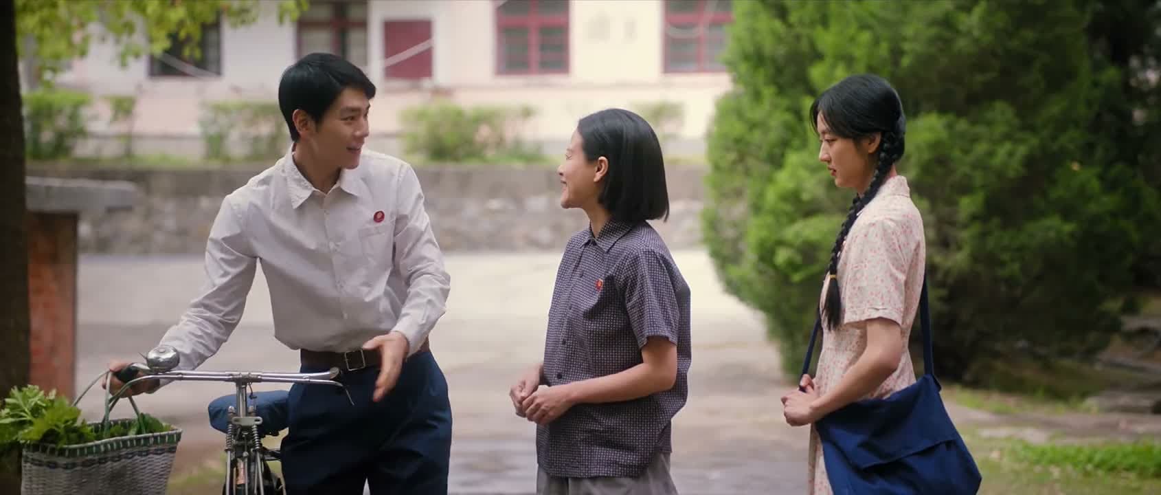 真懂事啊 这个孩子