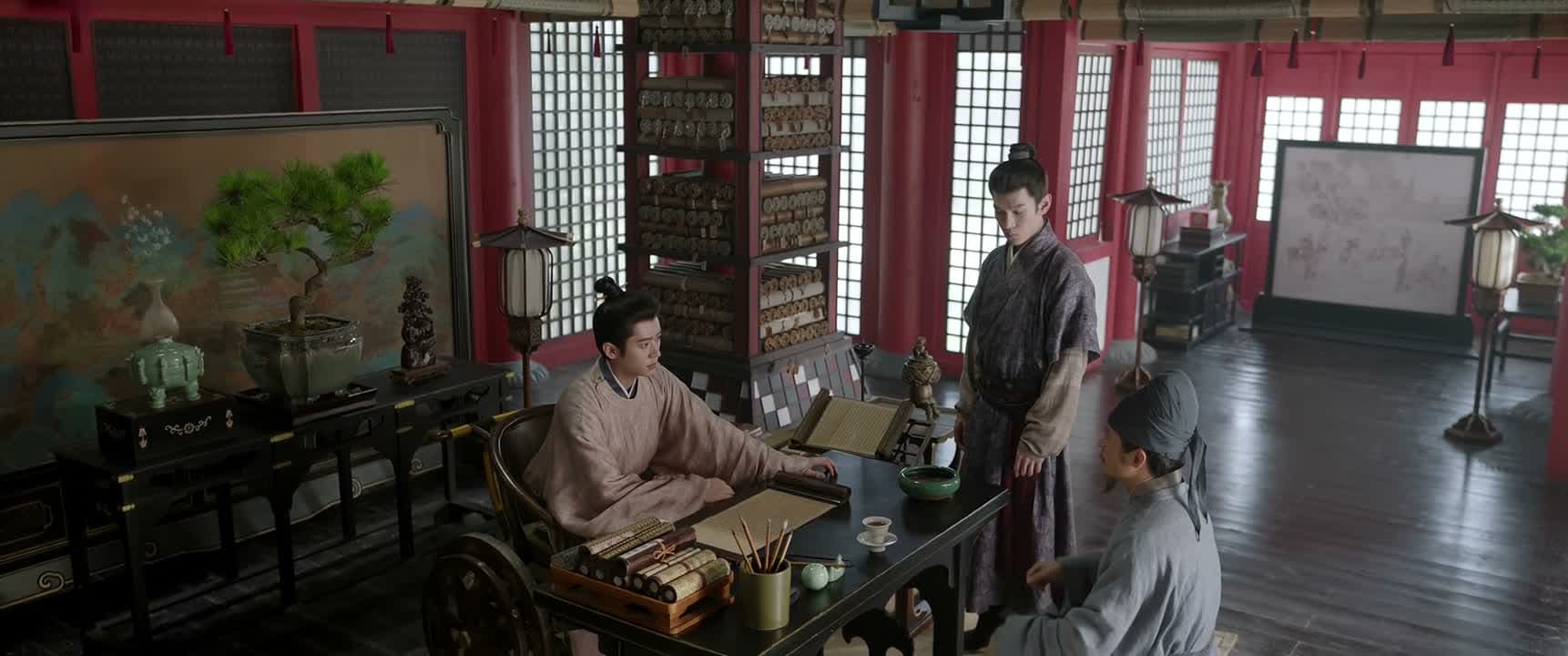 王妃 许是太孤单了吧